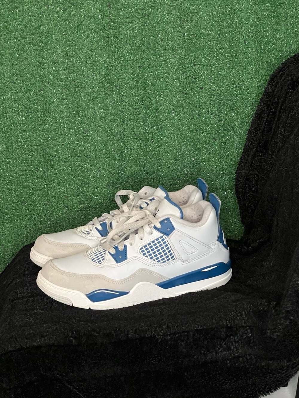 Nike Air Jordan 4 Retro Military Blue GS Size 2.5Y